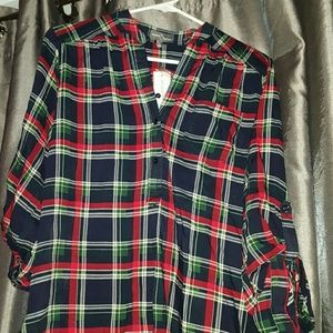 Market & Spruce plaid top