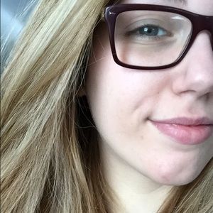 Meet your Posher, Juliana