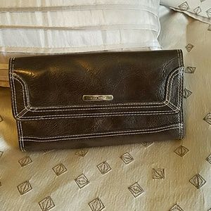 Nine West wallet