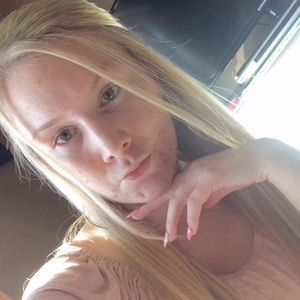 Meet your Posher, Hailey