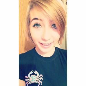 Meet your Posher, Annah