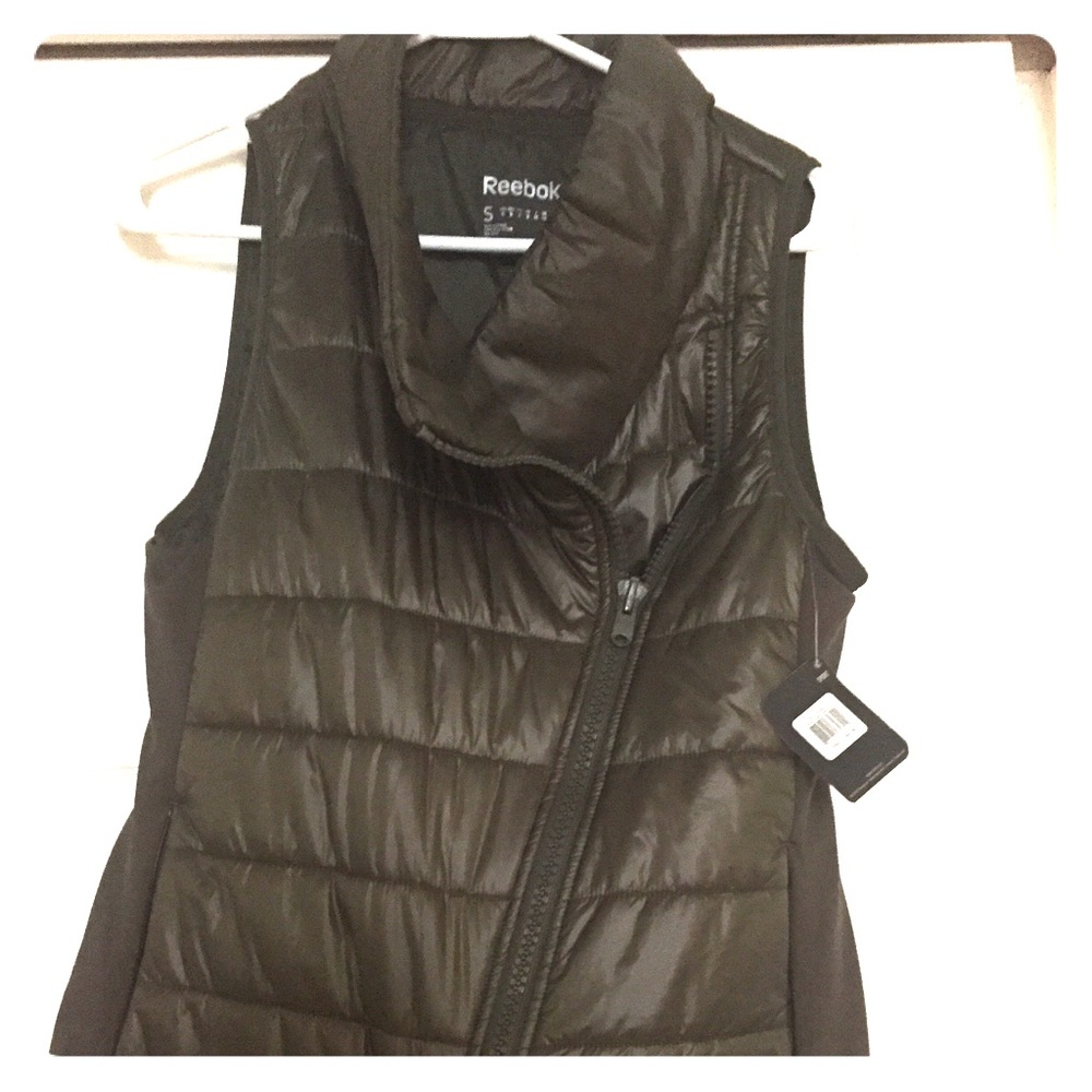 Sz S Reebok asymmetrical cowlneck vest olive green