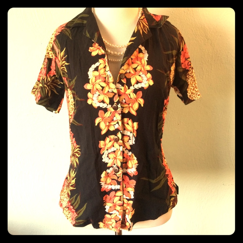 ❤️SOLD❤️Hilo Hattie Ladies Hawaiian Shirt