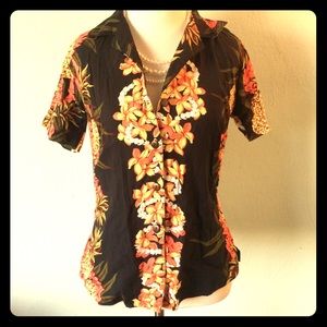 ❤️SOLD❤️Hilo Hattie Ladies Hawaiian Shirt