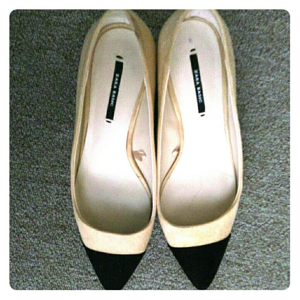 Zara black pointy shoes