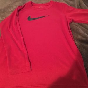 Boy youth Nike long sleeve Dri-fit small