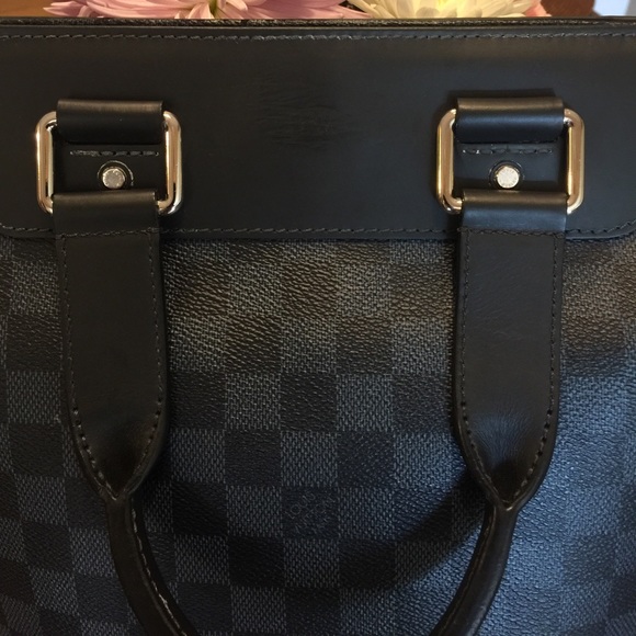 *SOLD* Authentic Louis Vuitton Damier Cobalt - Picture 4 of 8