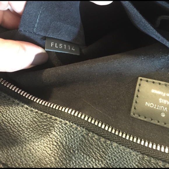 *SOLD* Authentic Louis Vuitton Damier Cobalt - Picture 7 of 8