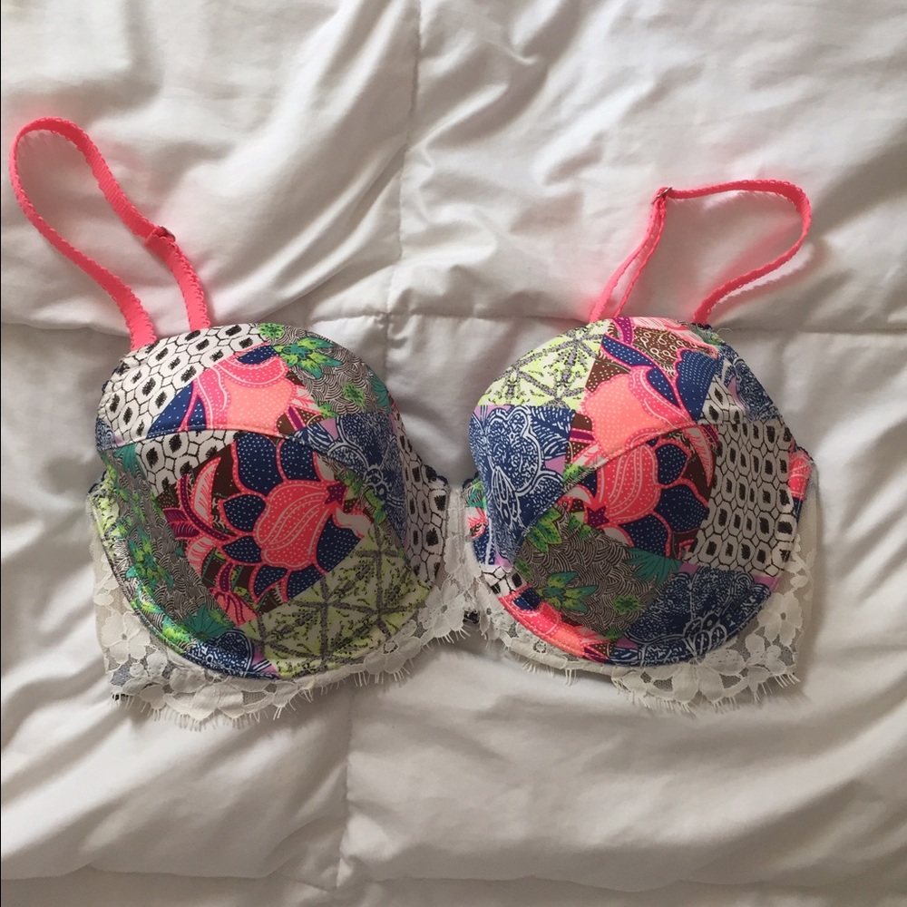Patterned VS Fashion Bra