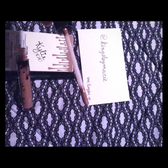 Kylie Cosmetics: Maliboo x2 - Picture 3 of 4