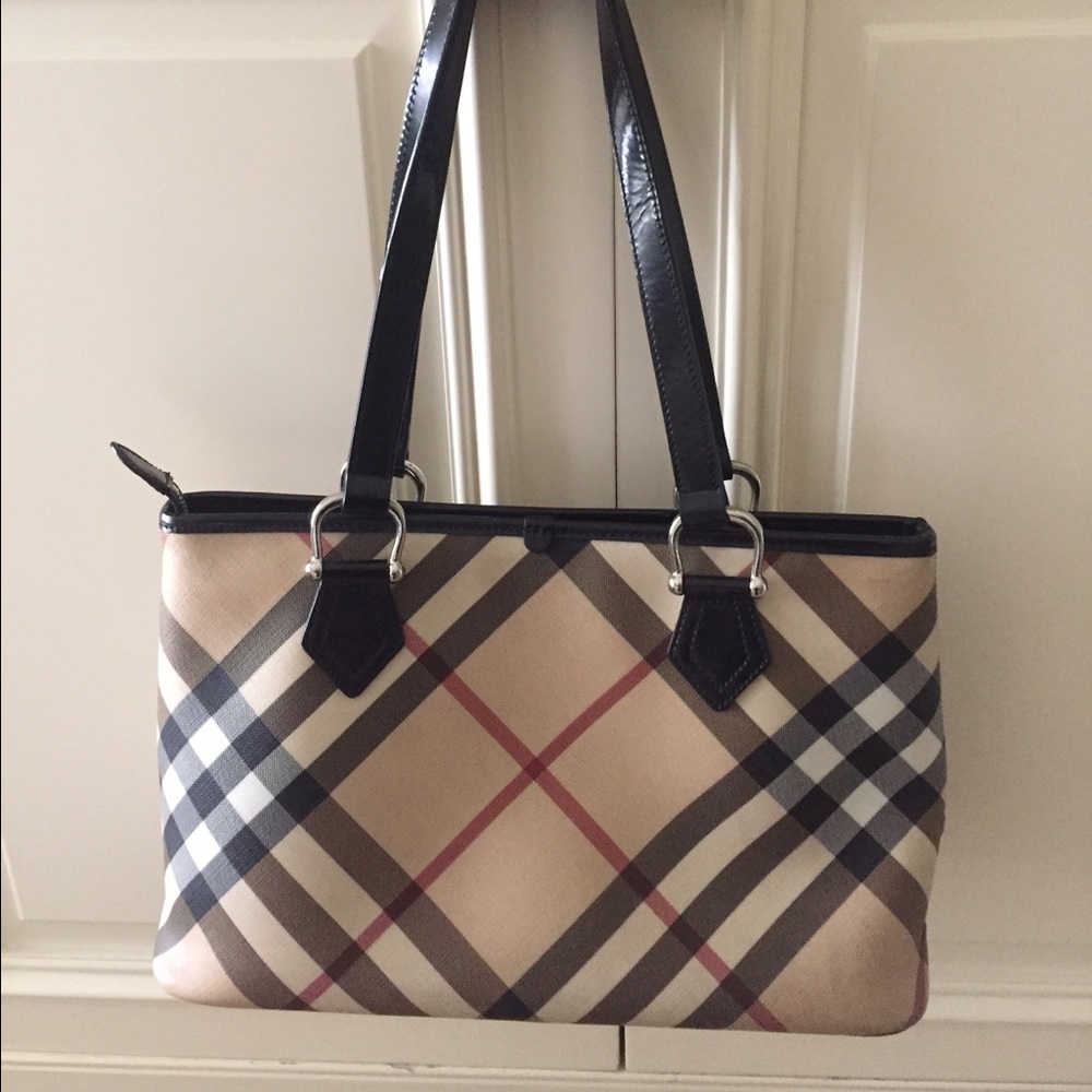 Burberry plaid purse