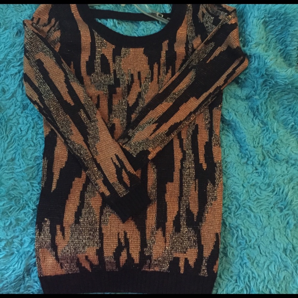 Black and gold sweater top