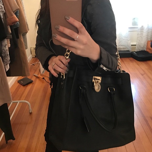 Michael Kors Handbags - Authentic MK shoulder bag
