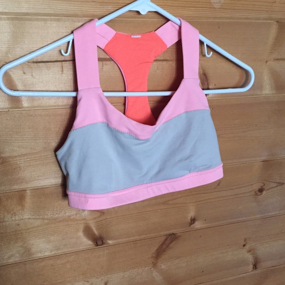 Lululemon Hook Me Up Bra - Picture 3 of 5