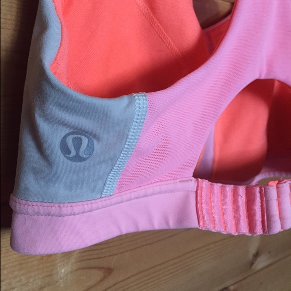 Lululemon Hook Me Up Bra - Picture 5 of 5