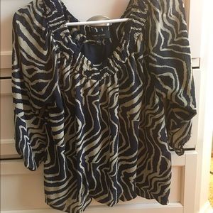 Women's shear, size M navy and tan blouse.