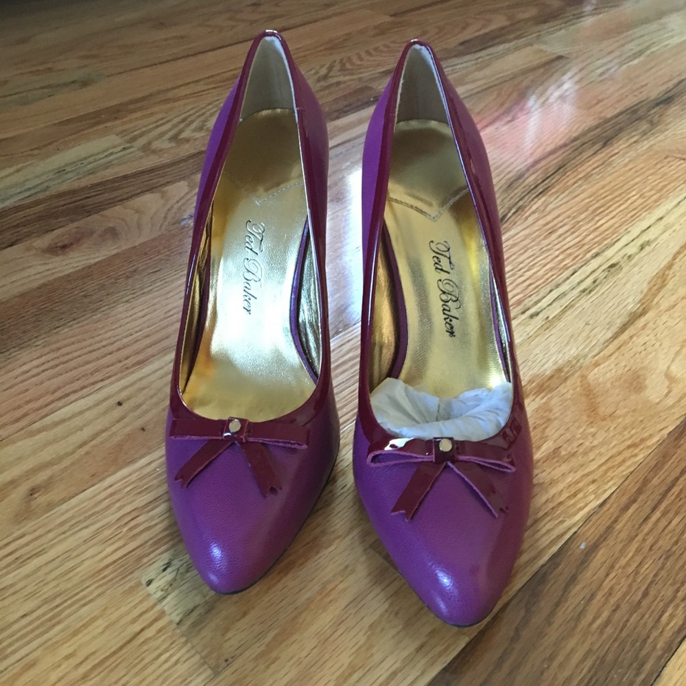 **NWT**Ted Baker purple/red pumps size 9