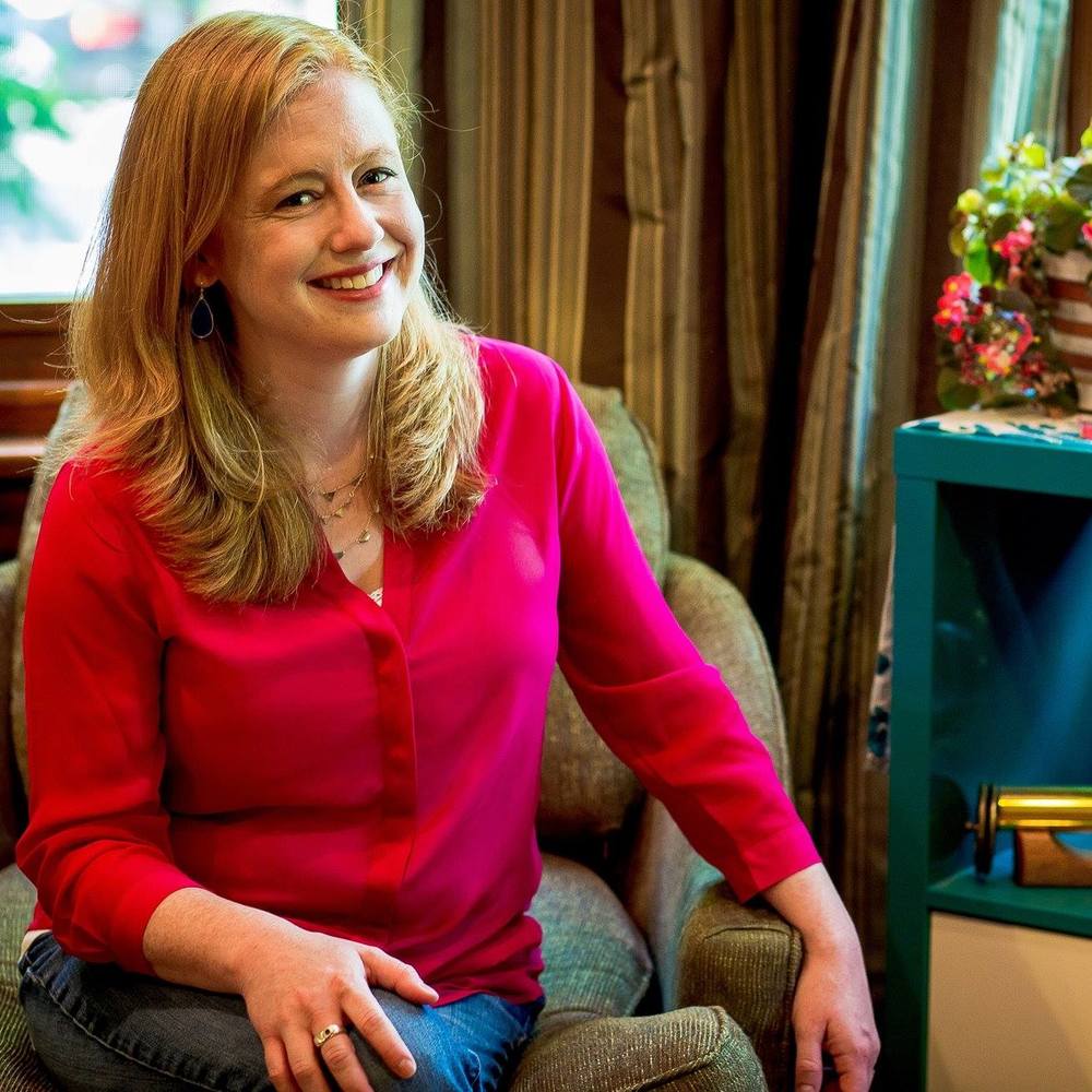 Meet your Posher, Elizabeth