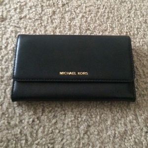 michael kors wallet