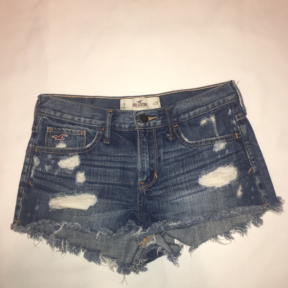 Hawt Hollister Shorts 😍😍😍😍