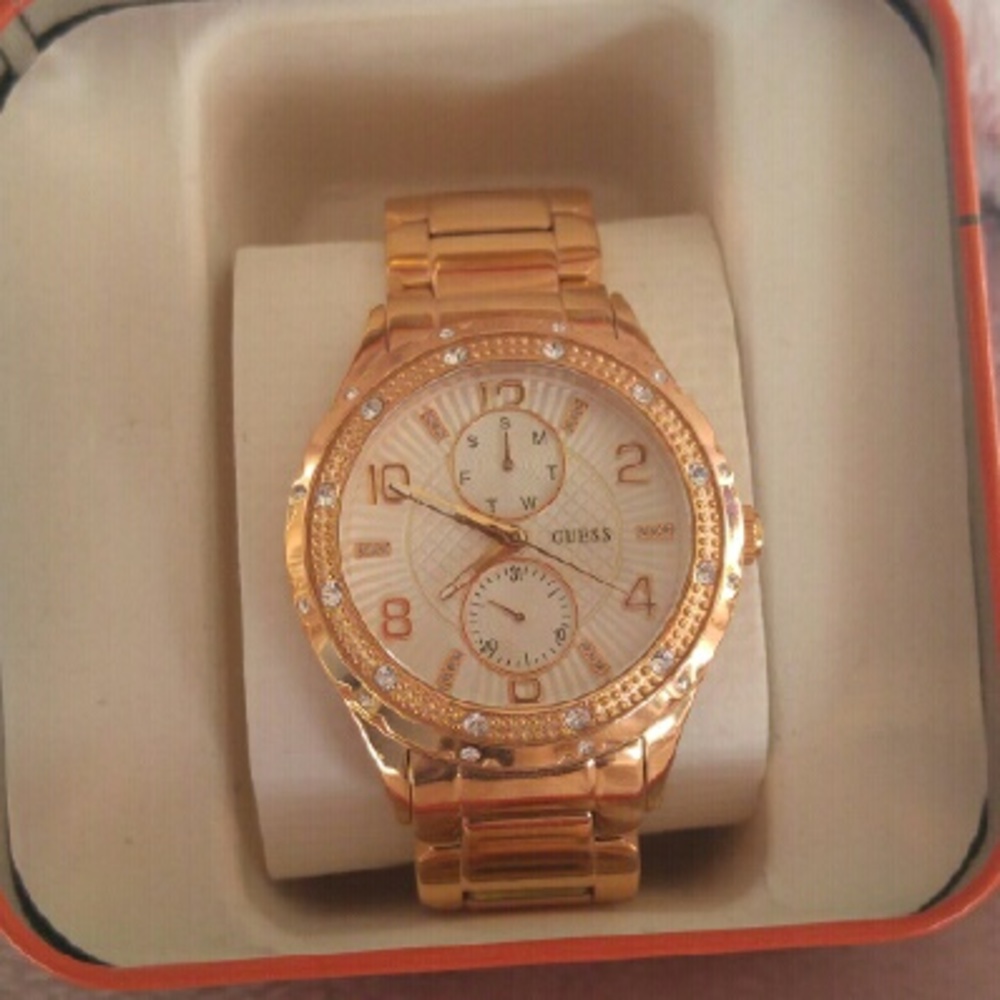New Guess watch