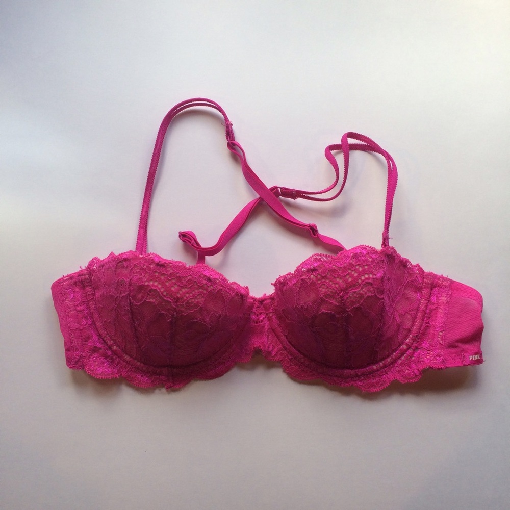 ⭐️CCO⭐️ PINK Lace Convertible Underwire Bra 32B 💖