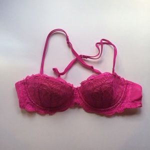 ⭐️CCO⭐️ PINK Lace Convertible Underwire Bra 32B 💖