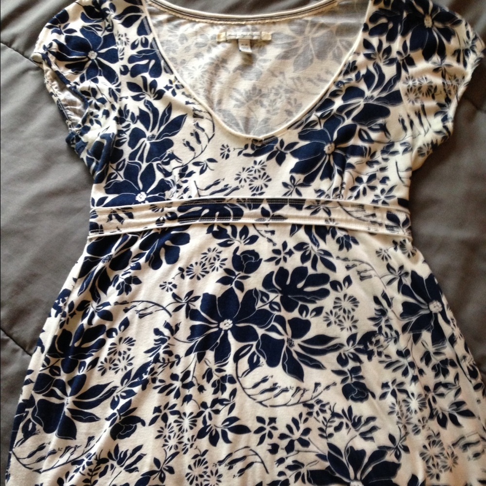 American eagle outfitters floral print top