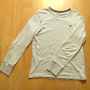 American Eagle Long Sleeve T