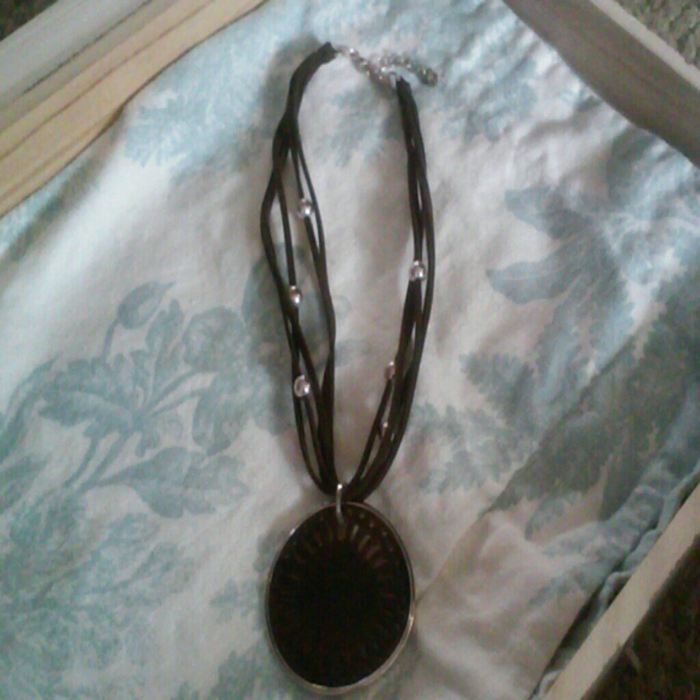 Silpada brown shell necklace