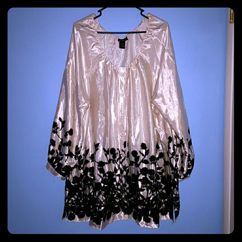 Beautiful silky blouse