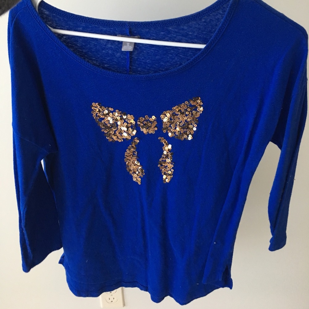 Sparkly bow top