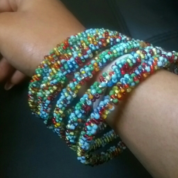 💋 Multi Color Bangle Set NWT - Picture 2 of 2