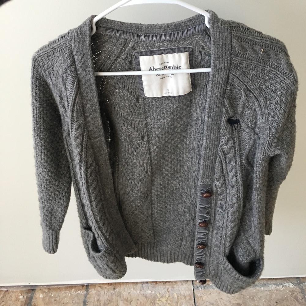 Abercrombie knit cardigan