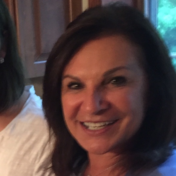 Meet your Posher, Joyce - Picture 1 of 1