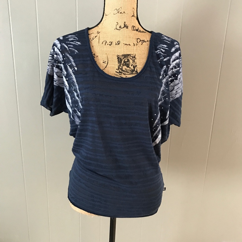Rock & Republic Wing Top