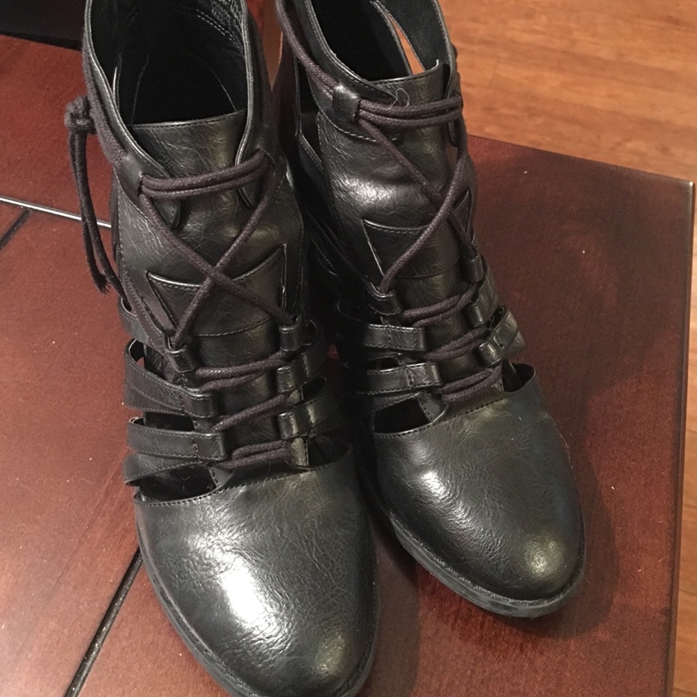 NOT RATED shoes!
