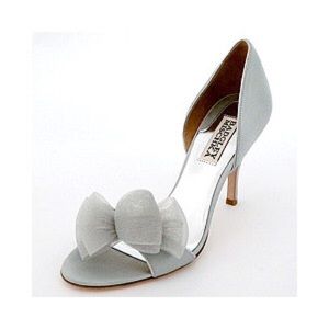 Badgley Mischka Xango Silver Heels 7.5