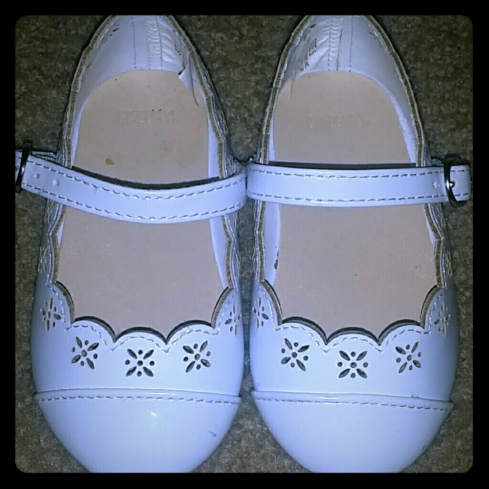 Toddler girl White patent leather dress shoes