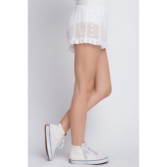 Sheer Short - Picture 6 of 8