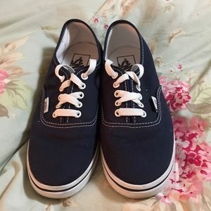 Vans off the Wall Women's Lo Pro Sneakers
