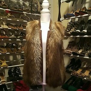 Fur vest
