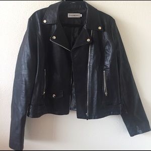Faux Leather Black Moto Jacket (Size: XL)