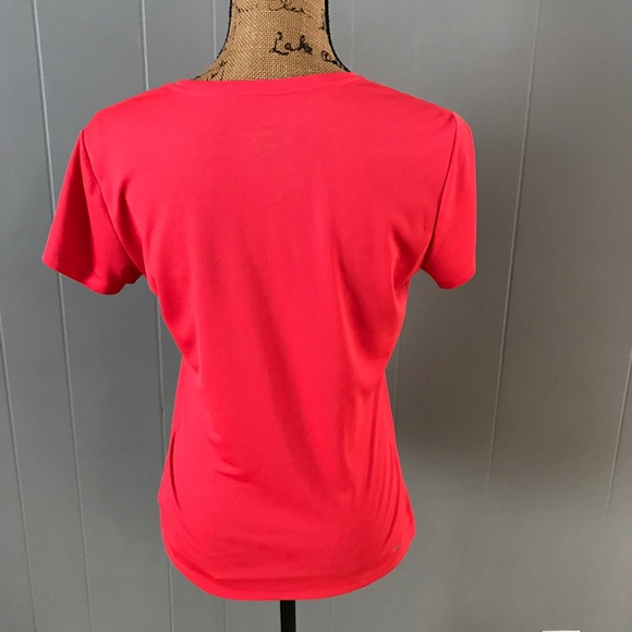 Nike Dry Fit Workout Top - Picture 2 of 4