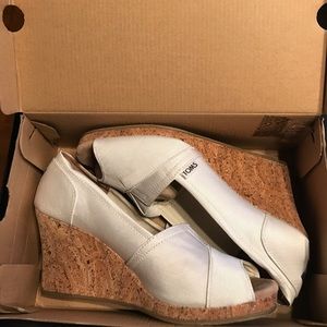Bridal Women's TOMS Wedges Size 9.5