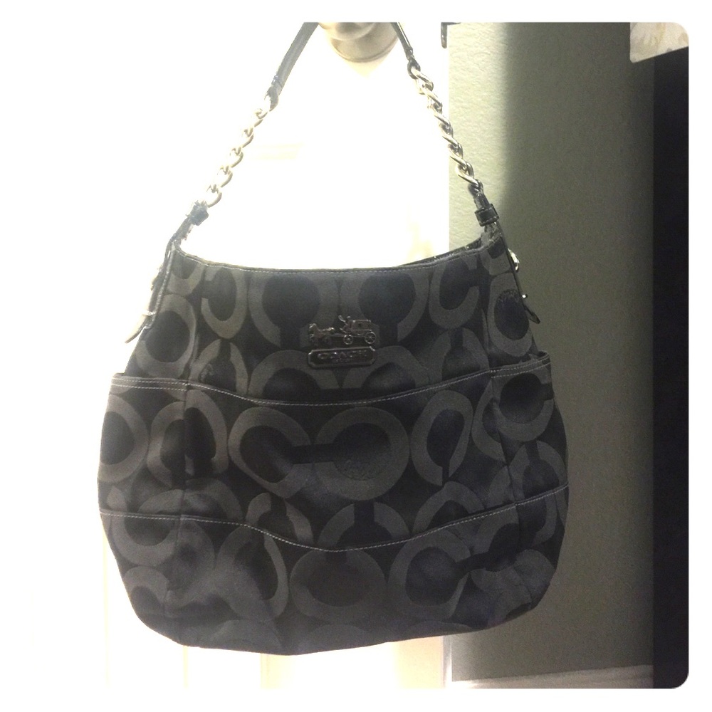 Very good condition Coach purse!