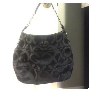 Very good condition Coach purse!