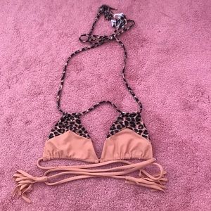 Acacia bikini top.