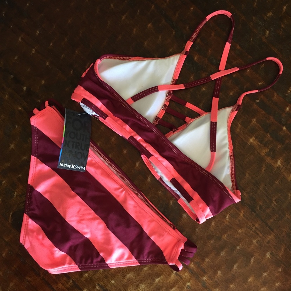 Hurley tomboy stripe bikini, size S, NWT! - Picture 3 of 3