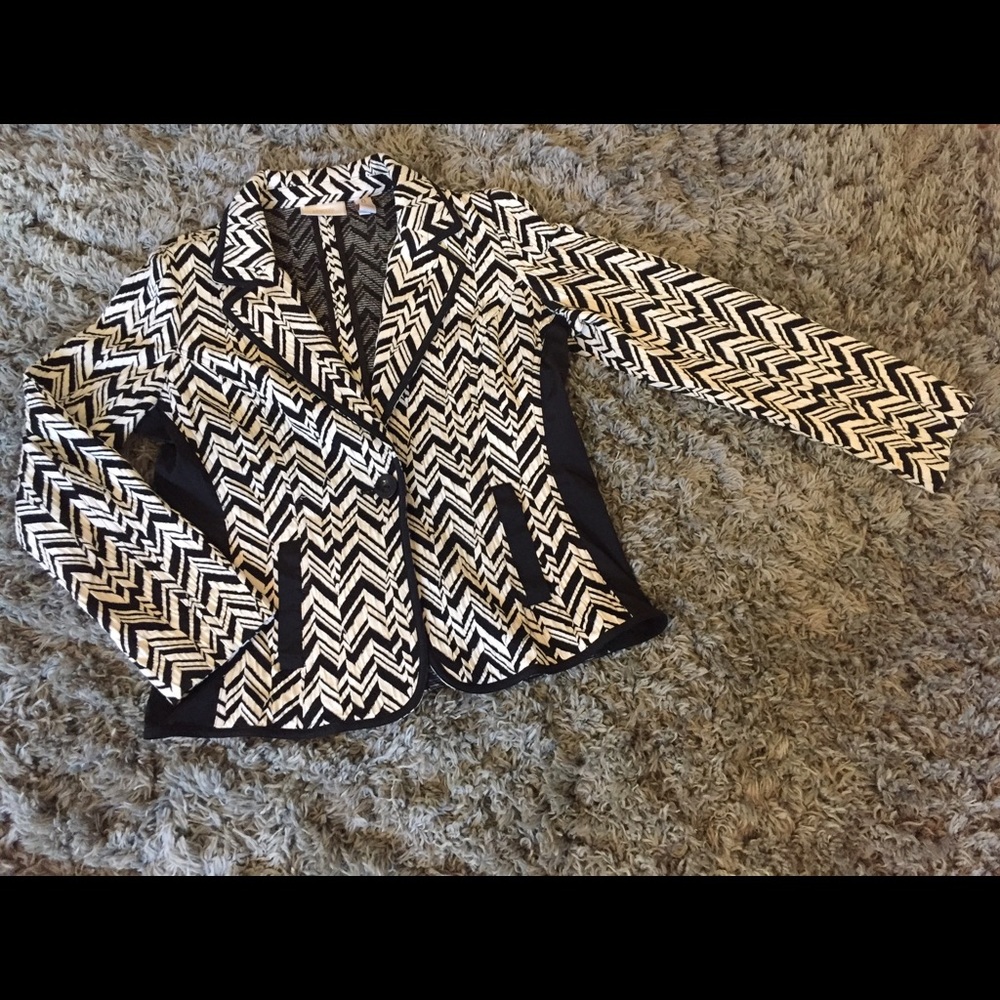 Too cute Chico's Blazer!